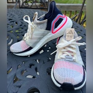 Adidas Ultra boost 1 running shoe - size 7